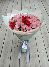 Букет цветов из:  Альстромерии #REPLACE_PRED# Юшково
