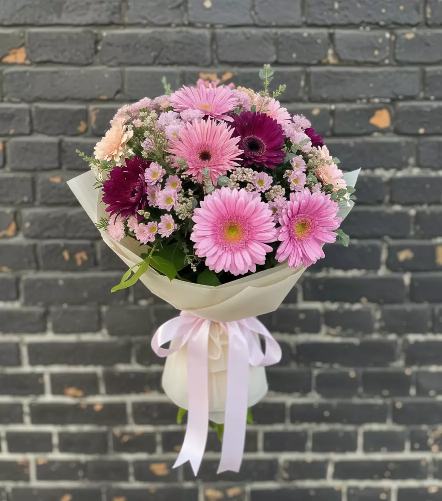 Букет цветов из: Герберы и Хризантемы в Юшково