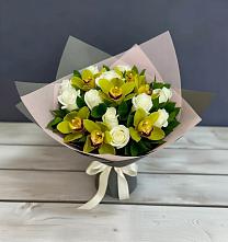 Букет цветов из:  Орхидеи и Розы в Юшково