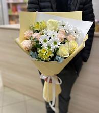 Букет цветов из:  Альстромерии, Розы и Хризантемы в Юшково