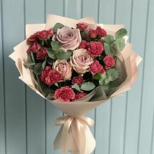 Букет цветов из:  Гвоздики и Розы в Юшково
