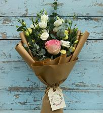 Букет цветов из:  Розы и Лизиантусы в Юшково